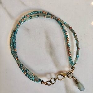 Elegant Beaded Bracelet in Teal and bronze